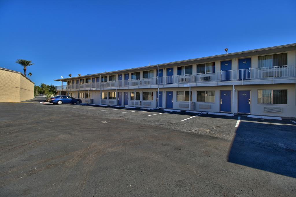 Motel 6-Youngtown, Az - Phoenix - Sun City Exterior photo